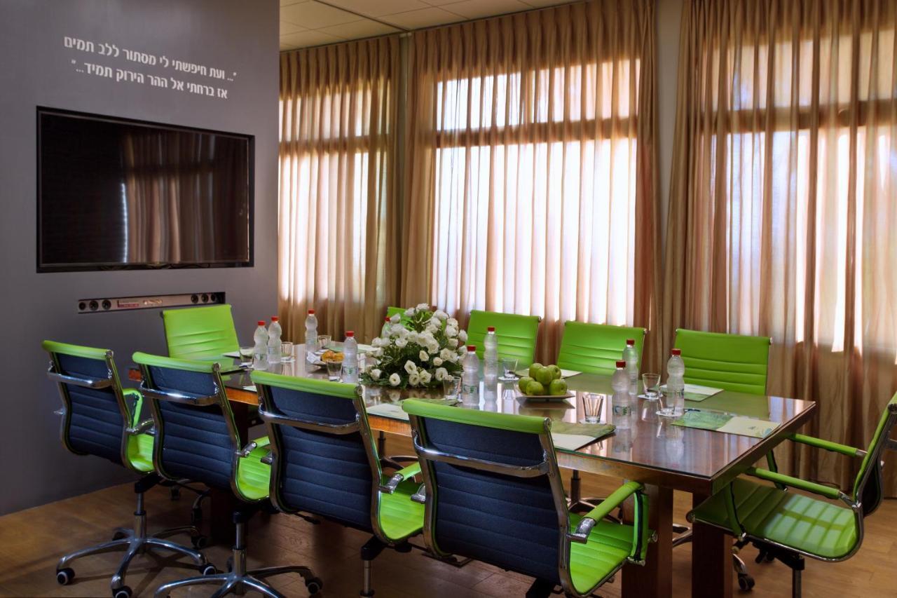 Nir Etzion Resort Ein Hod Екстериор снимка
